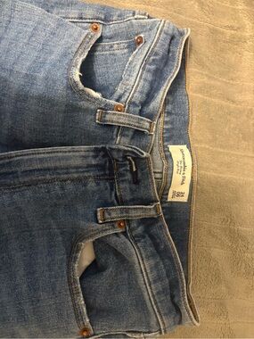Abercrombie & Fitch Light Blue High-Rise Women’s Jeans